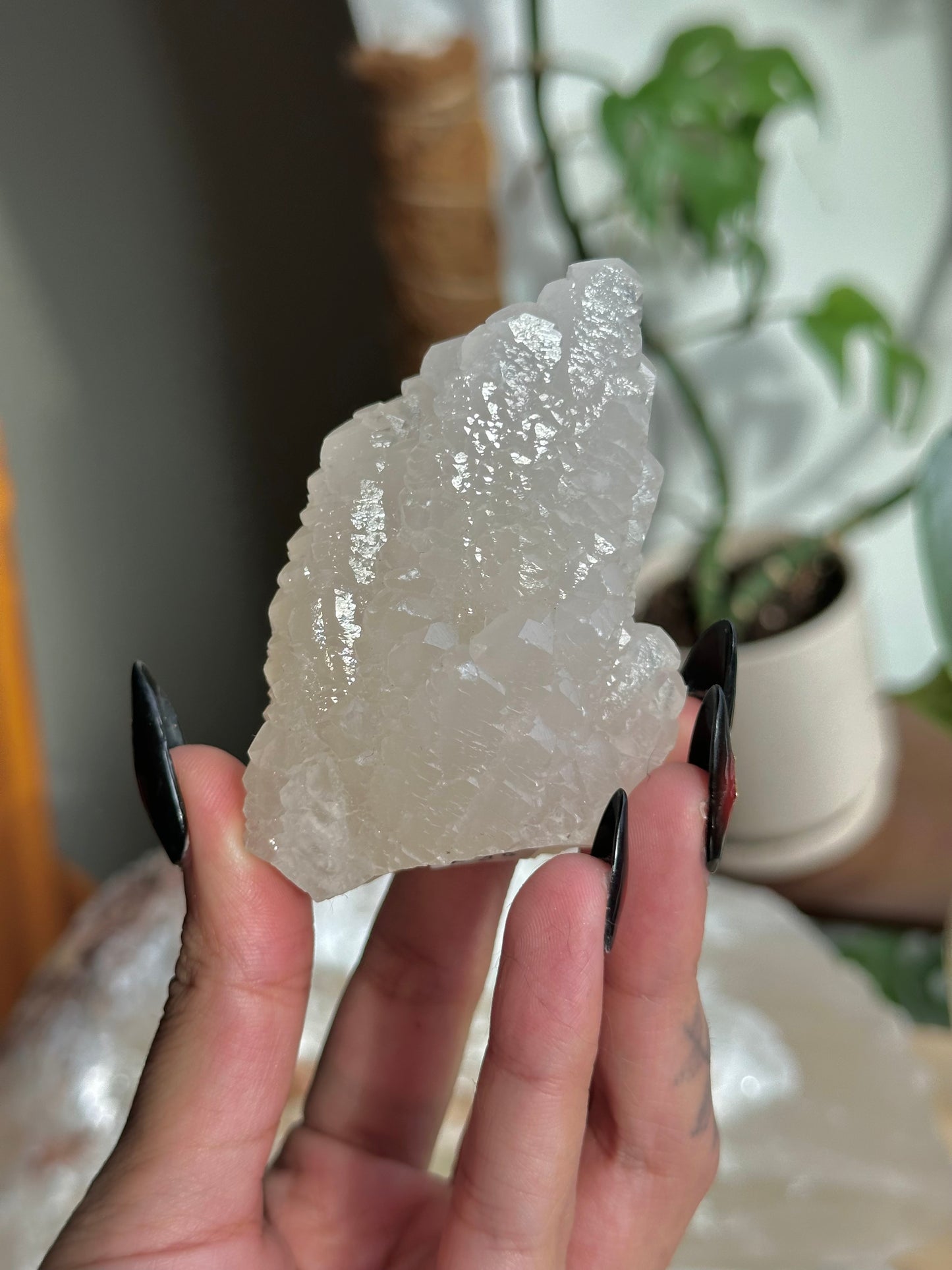 Mangano Calcite Specimen 88