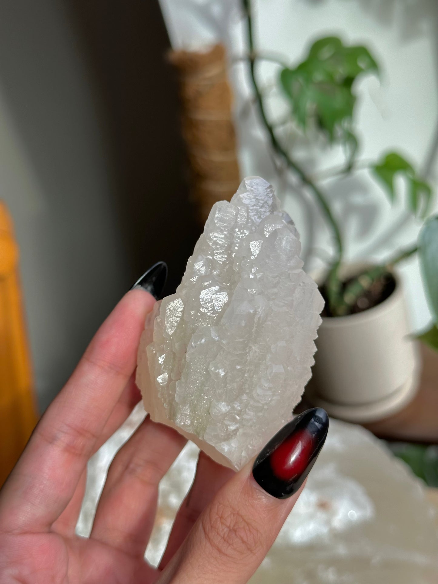 Mangano Calcite Specimen 88