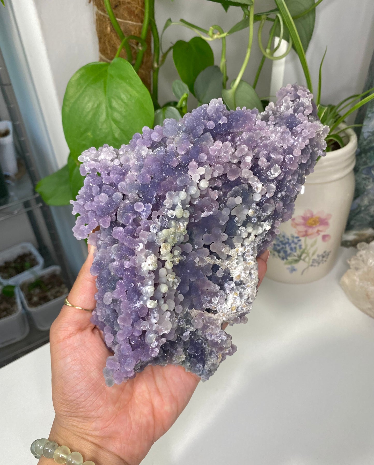 High Quality Grape Agate Cluster 525