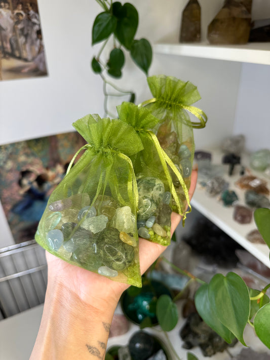 Greenery Crystal Confetti
